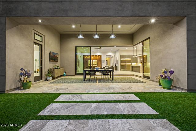 12815 E ROSEWOOD Drive, Scottsdale, AZ 85255
