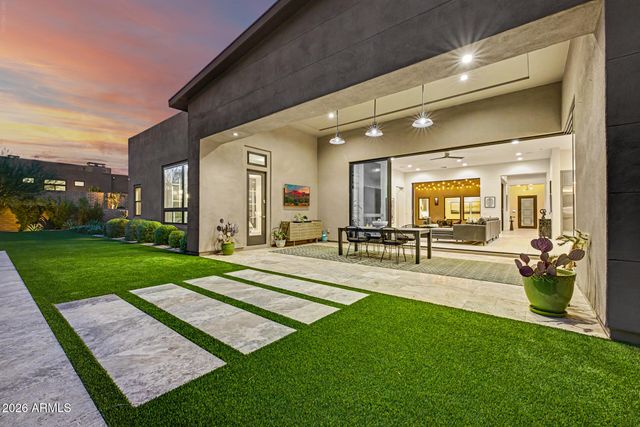 12815 E ROSEWOOD Drive, Scottsdale, AZ 85255