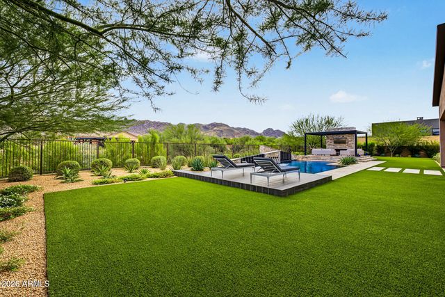 12815 E ROSEWOOD Drive, Scottsdale, AZ 85255