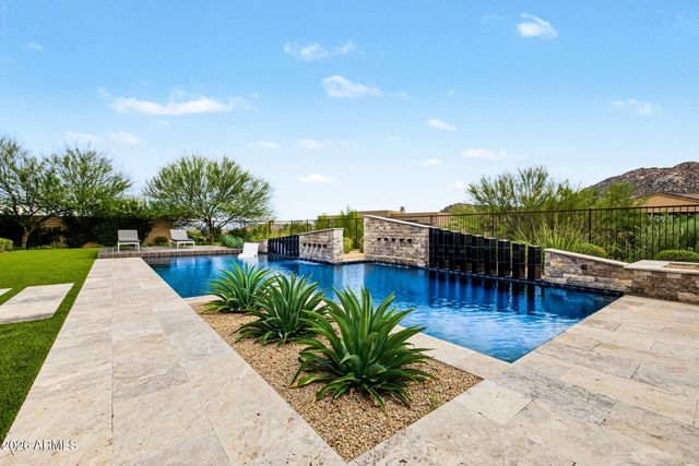 12815 E ROSEWOOD Drive, Scottsdale, AZ 85255
