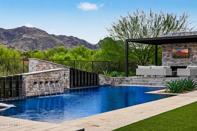 12815 E ROSEWOOD Drive, Scottsdale, AZ 85255