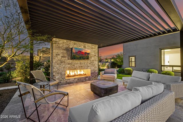 12815 E ROSEWOOD Drive, Scottsdale, AZ 85255
