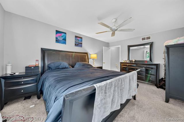 757 Kirts Boulevard, Troy, MI 48084