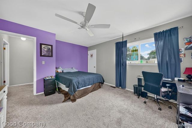 757 Kirts Boulevard, Troy, MI 48084
