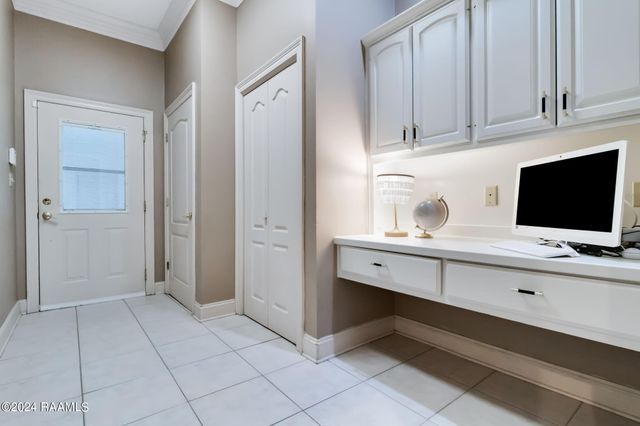 806 Belle Drive, Breaux Bridge, LA 70517