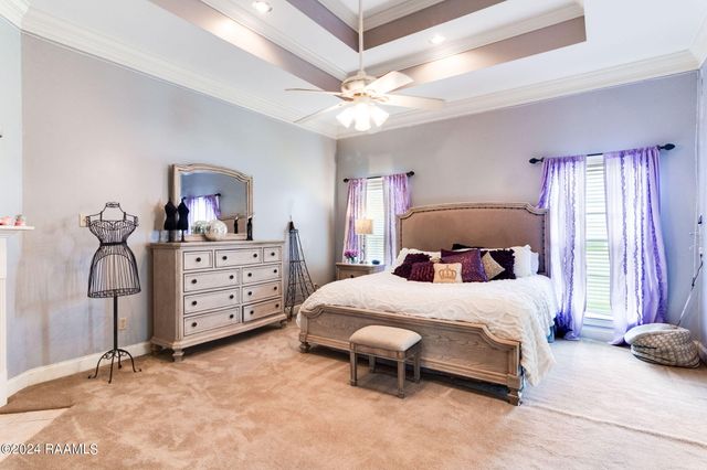 806 Belle Drive, Breaux Bridge, LA 70517