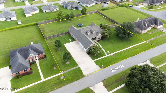 806 Belle Drive, Breaux Bridge, LA 70517