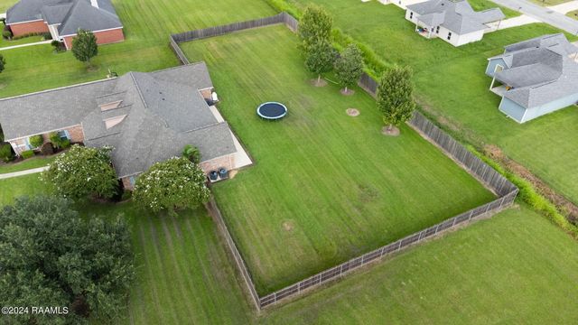 806 Belle Drive, Breaux Bridge, LA 70517