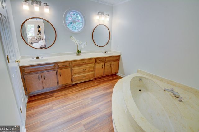 6095 Courtside Drive NW, Peachtree Corners, GA 30092