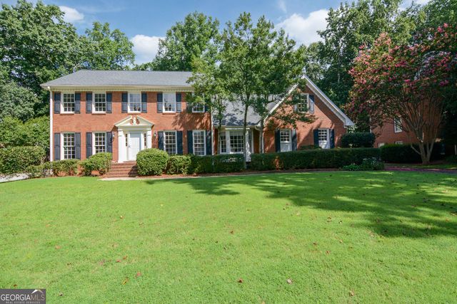 6095 Courtside Drive NW, Peachtree Corners, GA 30092