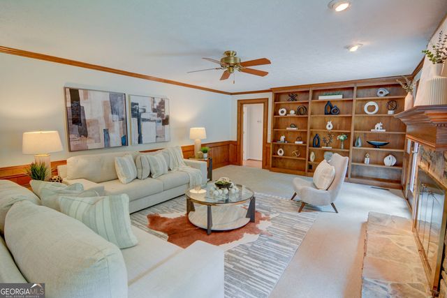 6095 Courtside Drive NW, Peachtree Corners, GA 30092