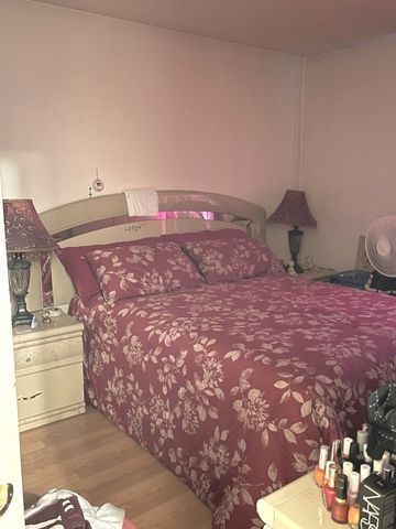 598 Miner Drive, Bolingbrook, IL 60440