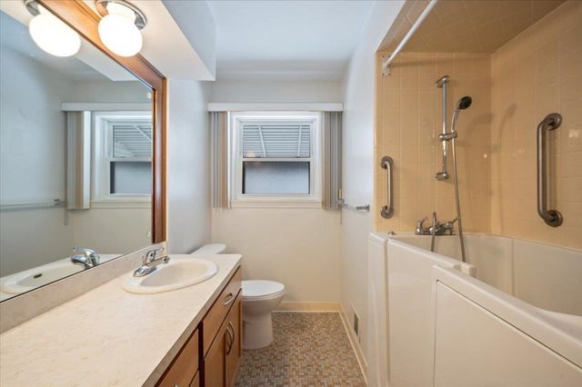 31036 Palomino Drive, Warren, MI 48093