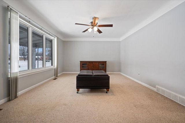 31036 Palomino Drive, Warren, MI 48093