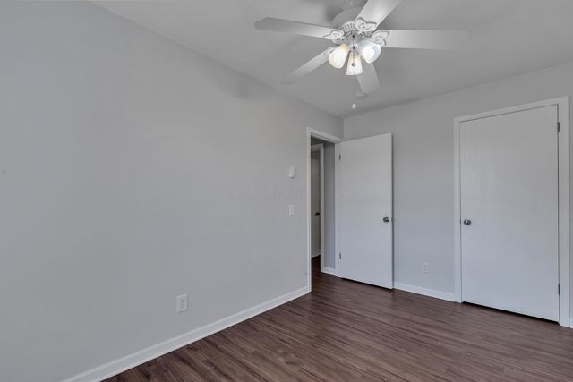 1709 Apple Valley Drive, Howard, OH 43028
