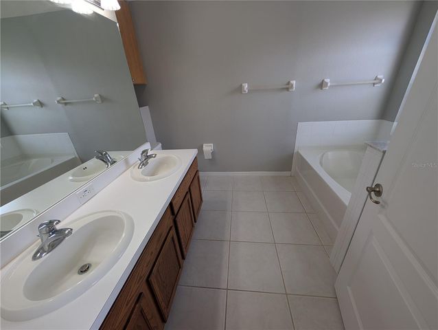 31404 PHILMAR LANE, Wesley Chapel, FL 33543