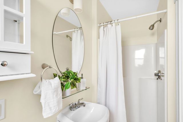 2 Wyatt Circle 2, Somerville, MA 02143