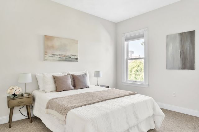 2 Wyatt Circle 2, Somerville, MA 02143