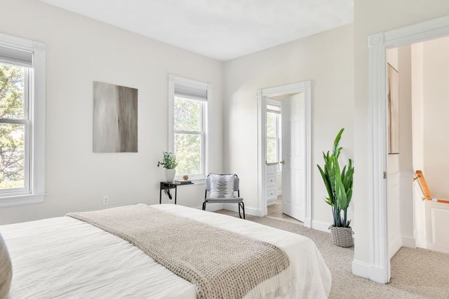 2 Wyatt Circle 2, Somerville, MA 02143