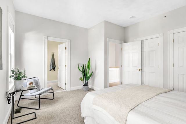 2 Wyatt Circle 2, Somerville, MA 02143