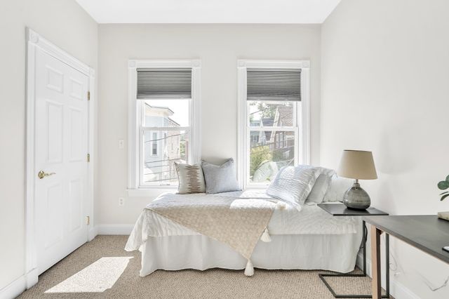 2 Wyatt Circle 2, Somerville, MA 02143