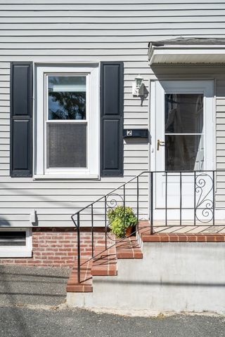 2 Wyatt Circle 2, Somerville, MA 02143