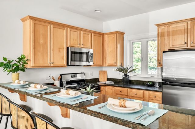 2 Wyatt Circle 2, Somerville, MA 02143
