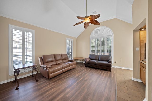4320 Lauren Way, Flower Mound, TX 75028