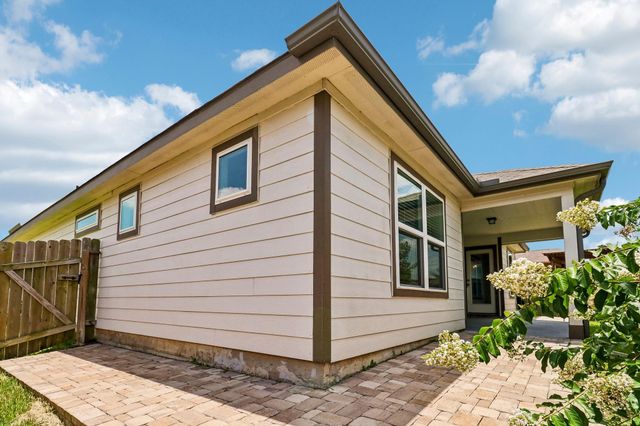 12408 Southern Trail Court, Magnolia, TX 77354