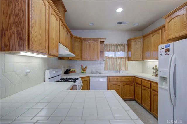5261 Lucille Lane, Atwater, CA 95301
