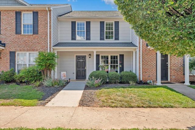 1086 Haymore DR, Moneta, VA 24121
