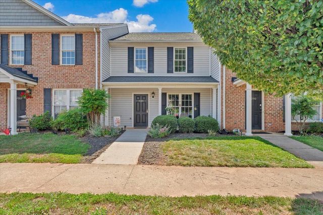 1086 Haymore DR, Moneta, VA 24121