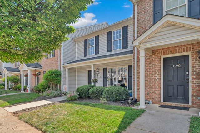 1086 Haymore DR, Moneta, VA 24121