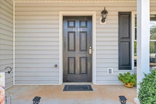 1086 Haymore DR, Moneta, VA 24121
