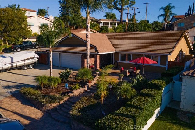 22671 San Joaquin Dr. East Drive E, Canyon Lake, CA 92587