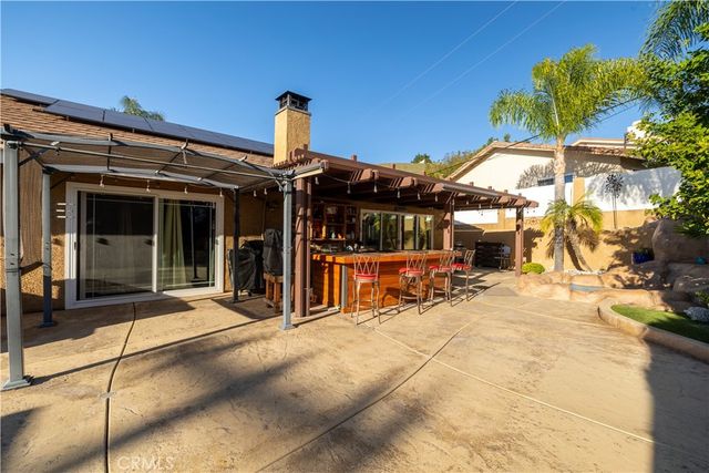 22671 San Joaquin Dr. East Drive E, Canyon Lake, CA 92587