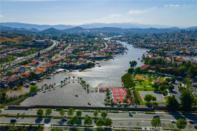 22671 San Joaquin Dr. East Drive E, Canyon Lake, CA 92587