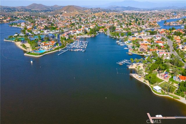 22671 San Joaquin Dr. East Drive E, Canyon Lake, CA 92587