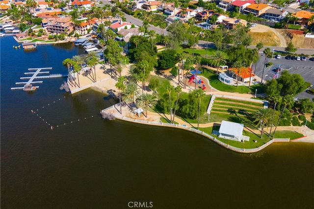 22671 San Joaquin Dr. East Drive E, Canyon Lake, CA 92587