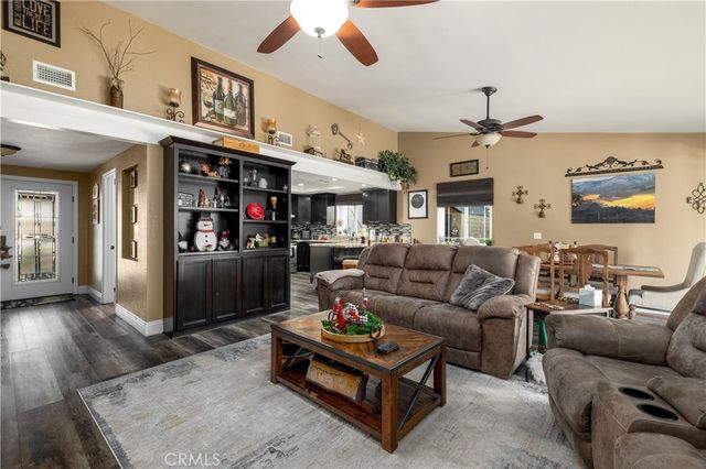 22671 San Joaquin Dr. East Drive E, Canyon Lake, CA 92587