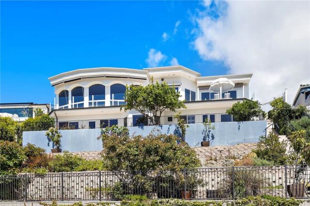 1545 Caribbean, Laguna Beach, CA 92651