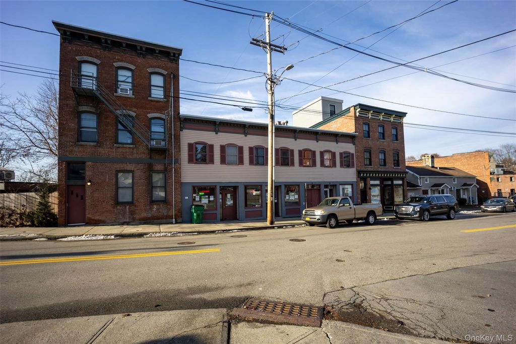 27 E MAIN 6, Beacon, NY 12508