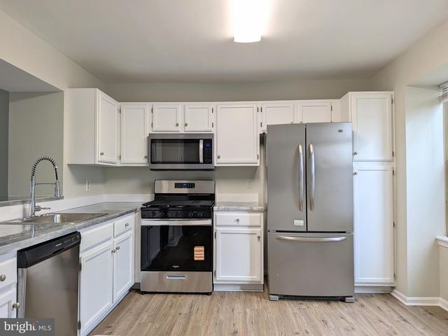 7580 THURSTON LN, Manassas, VA 20111