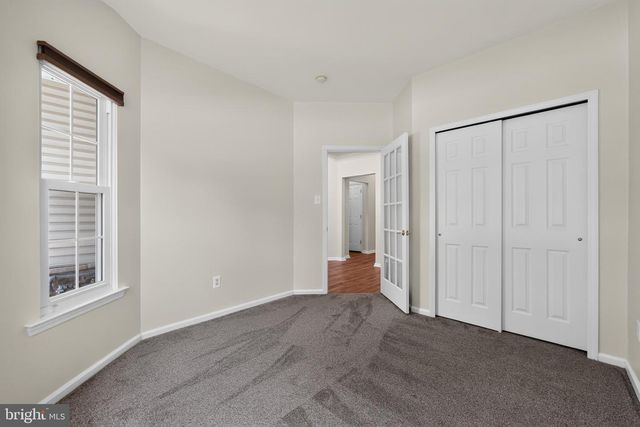 18 DRESNER CIR, Upper Chichester, PA 19061