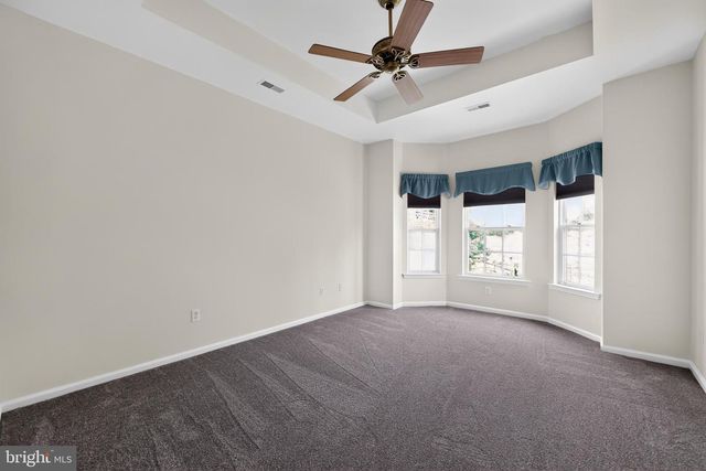 18 DRESNER CIR, Upper Chichester, PA 19061
