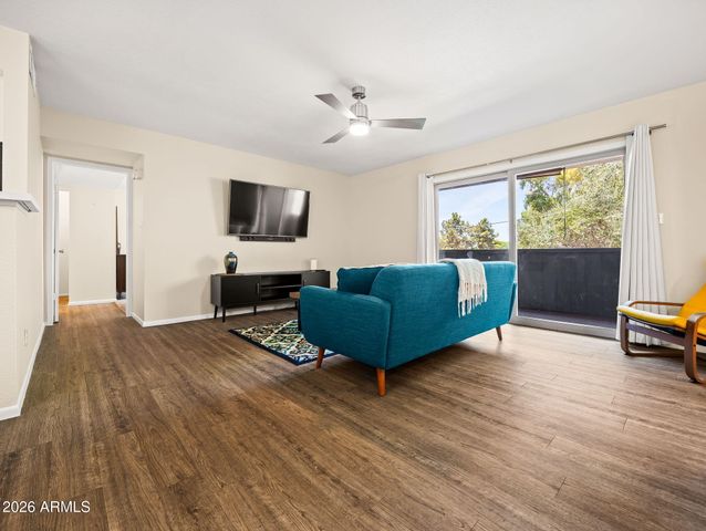 4608 W MARYLAND Avenue 202, Glendale, AZ 85301