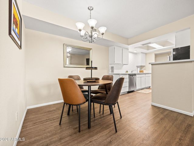4608 W MARYLAND Avenue 202, Glendale, AZ 85301