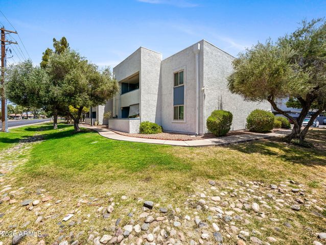 4608 W MARYLAND Avenue 202, Glendale, AZ 85301