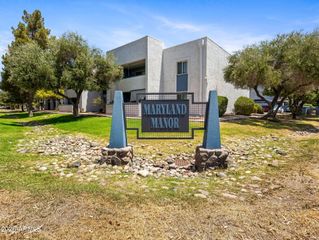 4608 W MARYLAND Avenue 202, Glendale, AZ 85301