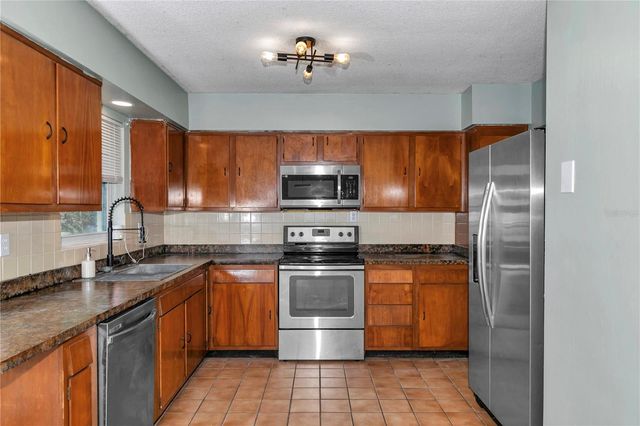 5410 NE 5TH STREET, Ocala, FL 34470